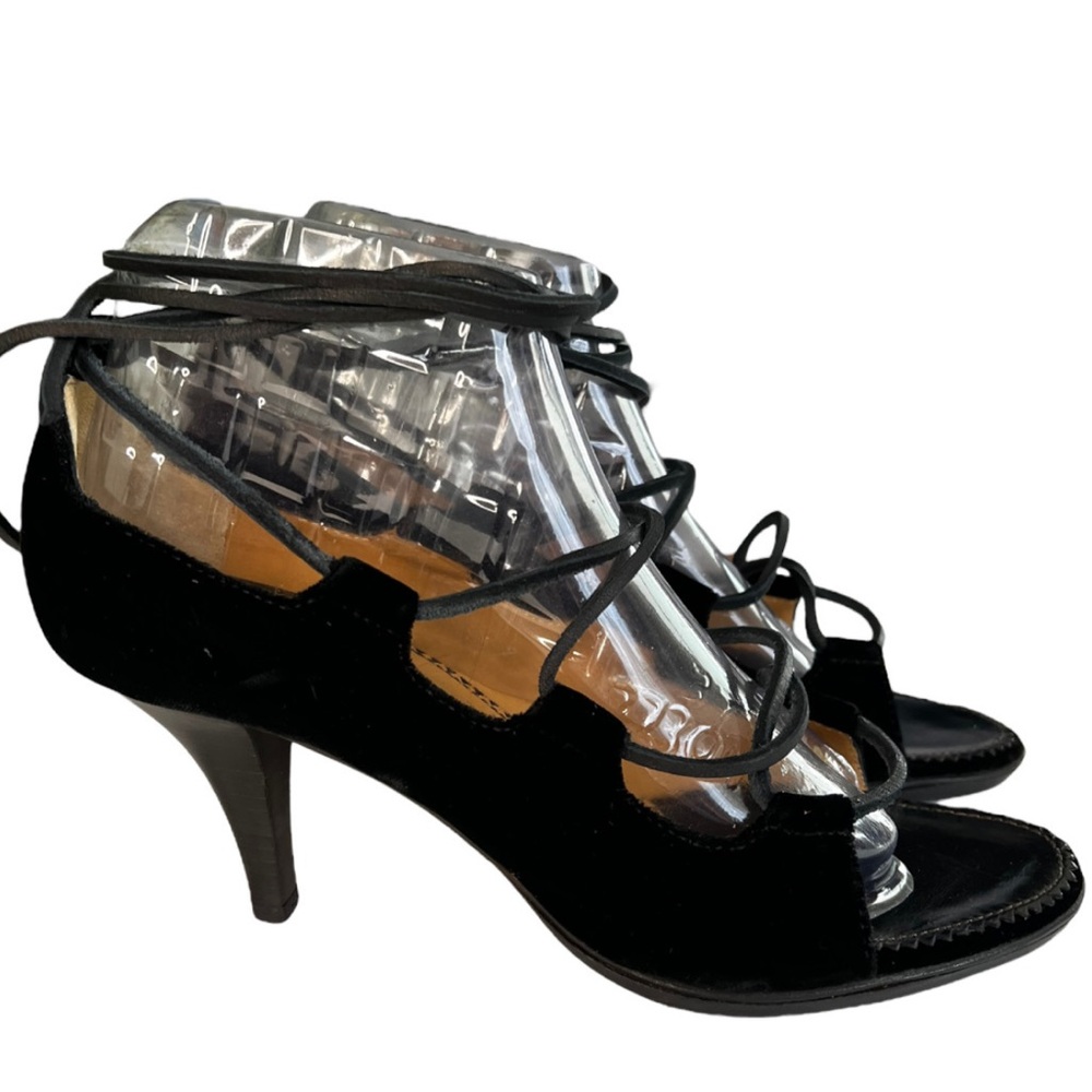 YVES SAINT LAURENT VELVET
LACE UP HEELS